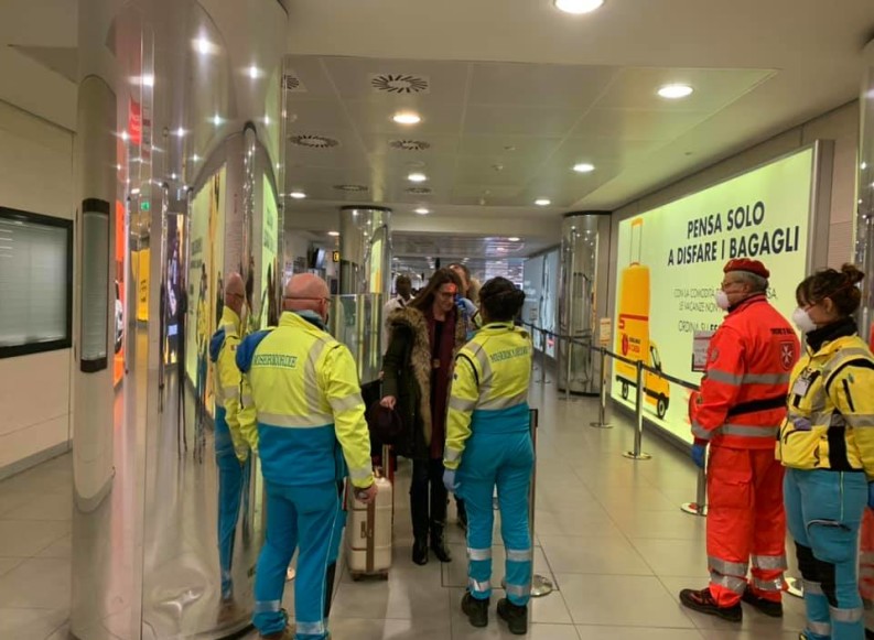 Permalink to Coronavirus, anche le Misericordie di Puglia negli scali aeroportuali di Bari e Brindisi Coronavirus, anche le Misericordie di Puglia negli scali aeroportuali di Bari e Brindisi